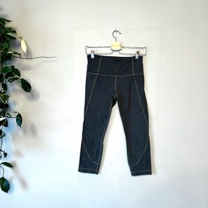 Athleta heather grey leggings S‎
